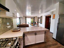 Tahiti - Vetea Pool Fare