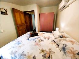 Tahiti - Vetea Pool Fare