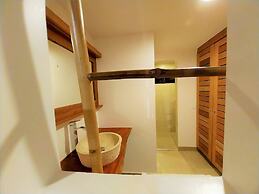 Moorea - Toatea Beach Hoe