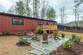 Rejuvenate in the Mtns w Sauna 5 min Drive to DT