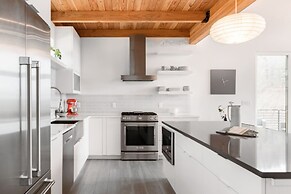 Luxury Retreat in the Clouds Jaw-dropping Views