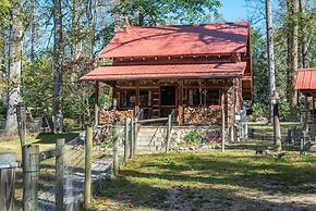 Historic Log Cabin Quiet Return to Simpler Days