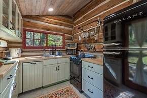 Historic Log Cabin Quiet Return to Simpler Days