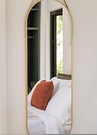 Two Modern Tiny Homes 15min Drive to DT w Hot Tub