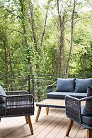 Two Modern Tiny Homes 15min Drive to DT w Hot Tub