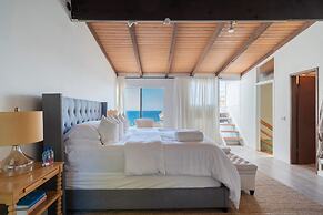 Malibu Retreat w Beach Access and Ocean View