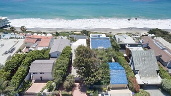 Malibu Retreat w Beach Access and Ocean View