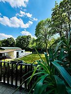 Cozy Garden Villa near Danube For 16P