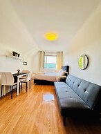 Cozy Garden Villa near Danube For 16P