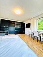 Cozy Garden Villa near Danube For 16P