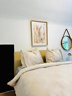 Cozy Garden Villa near Danube For 16P