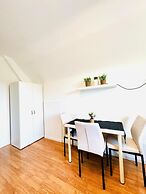 Cozy Garden Villa near Danube For 16P