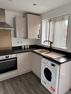 Coventry Chic City House - 3 Beds