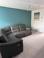 Coventry Chic City House - 3 Beds