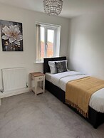 Coventry Chic City House - 3 Beds