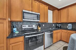 2335 Amazing 5BD Family Townhome Close to Disney