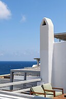 Mykonist Merchia Beach Villas & Suites