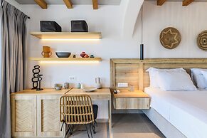 Mykonist Merchia Beach Villas & Suites