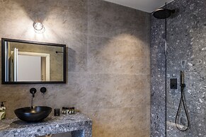 Mykonist Merchia Beach Villas & Suites