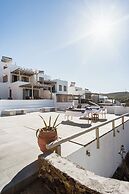 Mykonist Merchia Beach Villas & Suites
