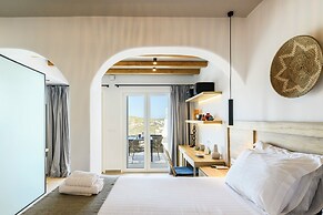 Mykonist Merchia Beach Villas & Suites