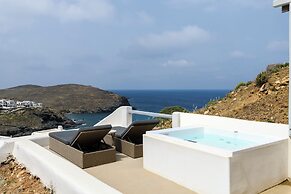 Mykonist Merchia Beach Villas & Suites