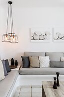 Mykonist Merchia Beach Villas & Suites