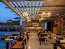 Mykonist Merchia Beach Villas & Suites