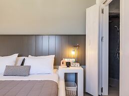 Mykonist Merchia Beach Villas & Suites