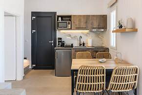 Mykonist Merchia Beach Villas & Suites