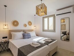 Mykonist Merchia Beach Villas & Suites