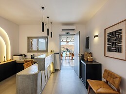 Mykonist Merchia Beach Villas & Suites