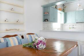 Mykonist Merchia Beach Villas & Suites