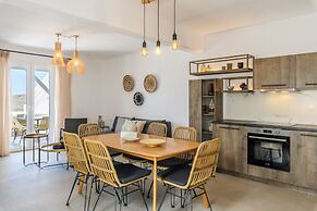 Mykonist Merchia Beach Villas & Suites