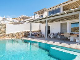 Mykonist Merchia Beach Villas & Suites