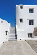 Mykonist Merchia Beach Villas & Suites