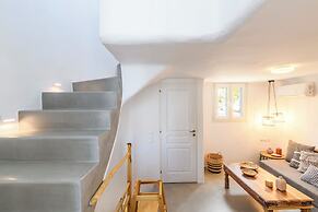 Mykonist Merchia Beach Villas & Suites