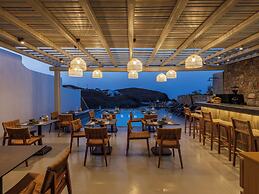 Mykonist Merchia Beach Villas & Suites