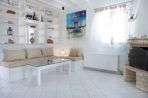 Mykonist Merchia Beach Villas & Suites