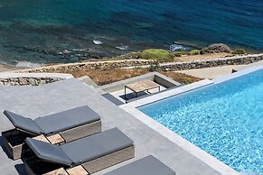 Mykonist Merchia Beach Villas & Suites