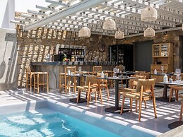 Mykonist Merchia Beach Villas & Suites