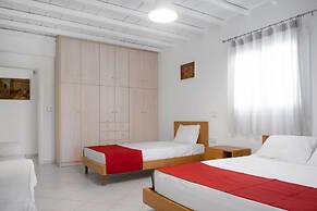 Mykonist Merchia Beach Villas & Suites