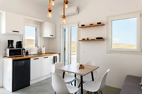 Mykonist Merchia Beach Villas & Suites