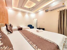 Hotel Vrindavan Palace Ayodhya