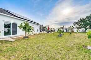 Private Pool & Yard: Family Getaway in Davenport