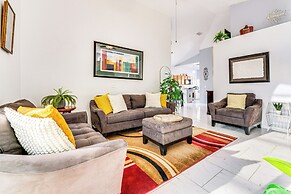 Private Pool & Yard: Family Getaway in Davenport