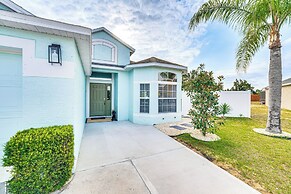 Private Pool & Yard: Family Getaway in Davenport