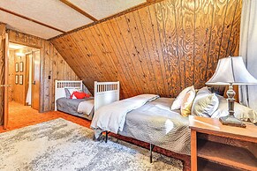 Game Room & Fire Pit: Family Cabin in Packwood!