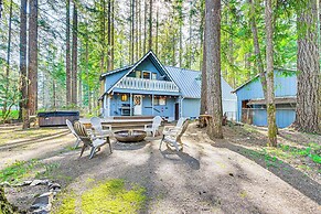 Game Room & Fire Pit: Family Cabin in Packwood!