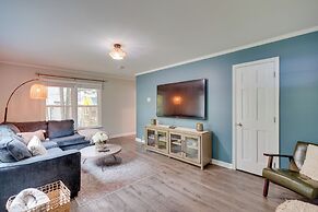 7 Mi to Dtwn Raleigh: Bbq-ready Townhome!